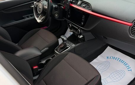 KIA Rio IV, 2021 год, 1 750 000 рублей, 10 фотография