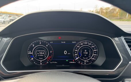 Volkswagen Tiguan II, 2018 год, 2 190 000 рублей, 7 фотография