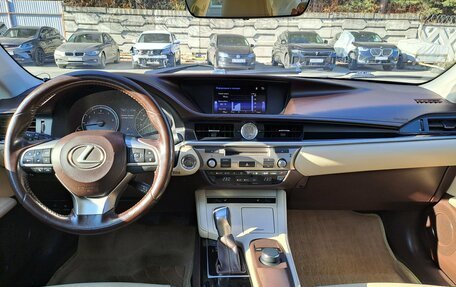 Lexus ES VII, 2015 год, 2 390 000 рублей, 14 фотография