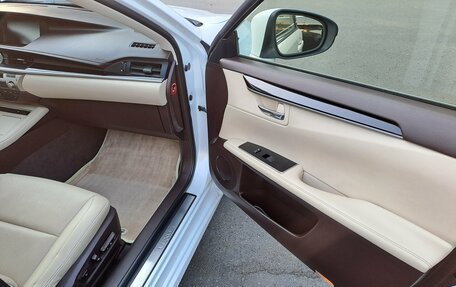 Lexus ES VII, 2015 год, 2 390 000 рублей, 23 фотография
