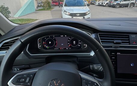 Volkswagen Tiguan II, 2022 год, 4 550 000 рублей, 8 фотография