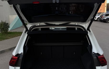 Volkswagen Tiguan II, 2022 год, 4 550 000 рублей, 11 фотография