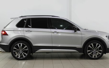 Volkswagen Tiguan II, 2019 год, 2 770 000 рублей, 5 фотография