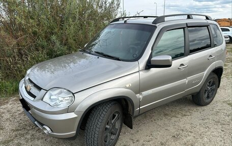 Chevrolet Niva I рестайлинг, 2014 год, 570 000 рублей, 6 фотография