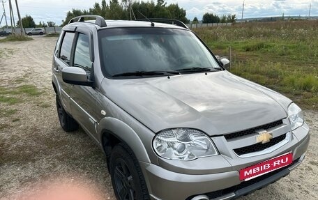 Chevrolet Niva I рестайлинг, 2014 год, 570 000 рублей, 9 фотография