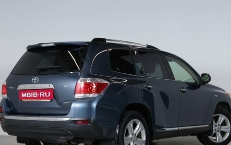 Toyota Highlander III, 2013 год, 2 499 000 рублей, 7 фотография