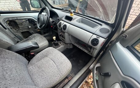 Renault Kangoo II рестайлинг, 2005 год, 120 000 рублей, 12 фотография