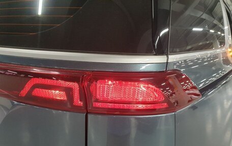 KIA Carnival, 2022 год, 4 000 000 рублей, 10 фотография
