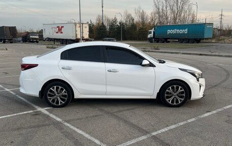 KIA Rio IV, 2021 год, 1 550 000 рублей, 6 фотография