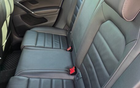 Volkswagen Golf R VII, 2015 год, 2 700 000 рублей, 11 фотография