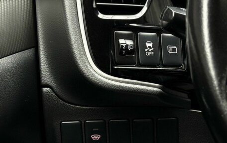 Mitsubishi Outlander III рестайлинг 3, 2015 год, 1 699 000 рублей, 24 фотография