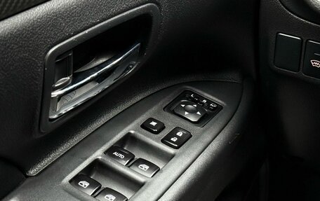 Mitsubishi Outlander III рестайлинг 3, 2015 год, 1 699 000 рублей, 27 фотография