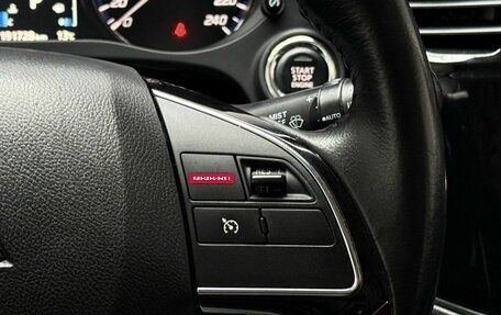 Mitsubishi Outlander III рестайлинг 3, 2015 год, 1 699 000 рублей, 23 фотография