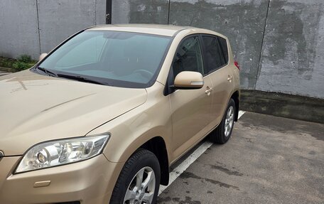 Toyota RAV4, 2011 год, 1 250 000 рублей, 4 фотография