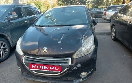 Peugeot 208 II, 2013 год, 350 000 рублей, 11 фотография