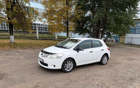 Toyota Auris II, 2012 год, 923 000 рублей, 2 фотография