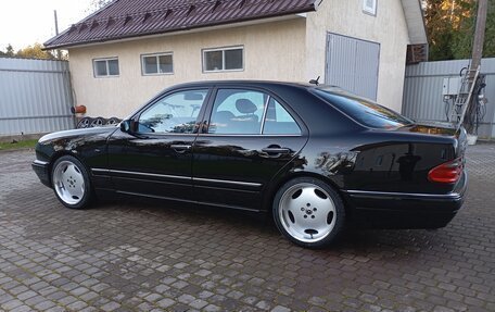 Mercedes-Benz E-Класс, 1998 год, 750 000 рублей, 4 фотография