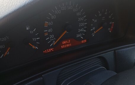 Mercedes-Benz E-Класс, 1998 год, 750 000 рублей, 18 фотография