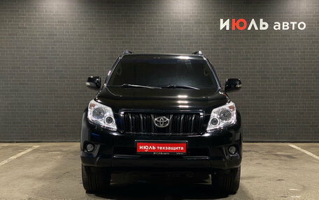 Toyota Land Cruiser Prado 150 рестайлинг 2, 2012 год, 3 000 000 рублей, 2 фотография