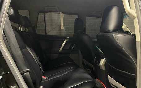 Toyota Land Cruiser Prado 150 рестайлинг 2, 2012 год, 3 000 000 рублей, 10 фотография