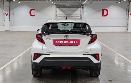 Toyota C-HR I рестайлинг, 2020 год, 2 570 000 рублей, 7 фотография