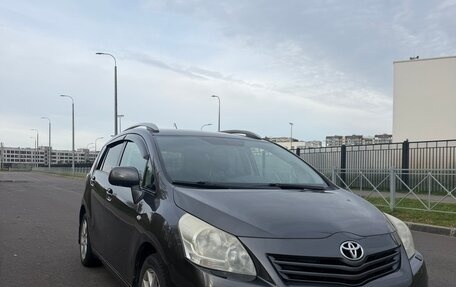 Toyota Verso I, 2012 год, 850 000 рублей, 2 фотография