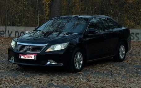 Toyota Camry, 2014 год, 1 390 000 рублей, 1 фотография