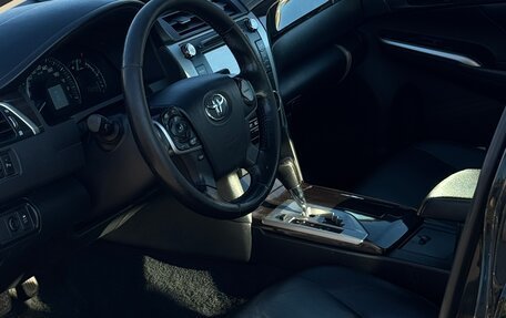 Toyota Camry, 2014 год, 1 390 000 рублей, 8 фотография