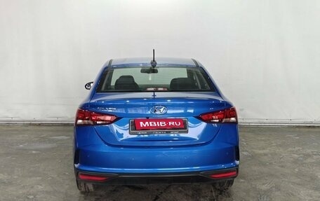Hyundai Solaris II рестайлинг, 2021 год, 1 570 000 рублей, 5 фотография