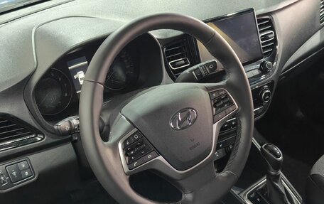 Hyundai Solaris II рестайлинг, 2021 год, 1 570 000 рублей, 12 фотография