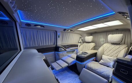 Mercedes-Benz V-Класс, 2022 год, 22 990 000 рублей, 17 фотография