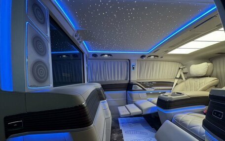 Mercedes-Benz V-Класс, 2022 год, 22 990 000 рублей, 19 фотография