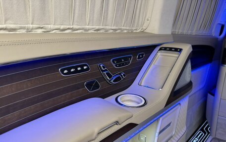 Mercedes-Benz V-Класс, 2022 год, 22 990 000 рублей, 26 фотография