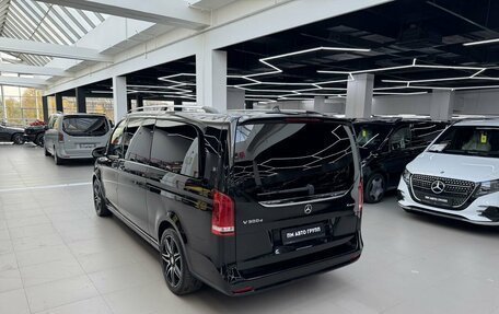 Mercedes-Benz V-Класс, 2022 год, 22 990 000 рублей, 39 фотография