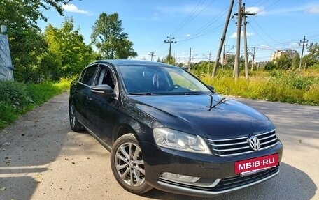 Volkswagen Passat B7, 2011 год, 900 000 рублей, 3 фотография