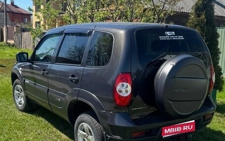 Chevrolet Niva I рестайлинг, 2017 год, 950 000 рублей, 1 фотография