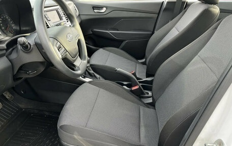 Hyundai Solaris II рестайлинг, 2022 год, 1 573 000 рублей, 9 фотография
