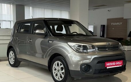 KIA Soul II рестайлинг, 2018 год, 1 555 000 рублей, 4 фотография