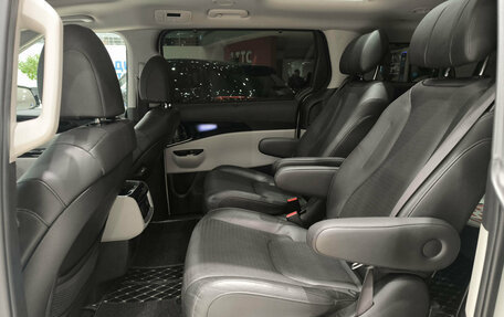 KIA Carnival, 2021 год, 4 150 000 рублей, 12 фотография