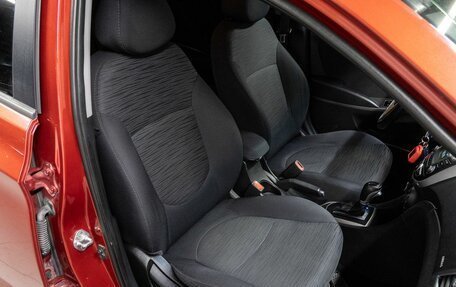 Hyundai Solaris II рестайлинг, 2015 год, 1 239 000 рублей, 16 фотография