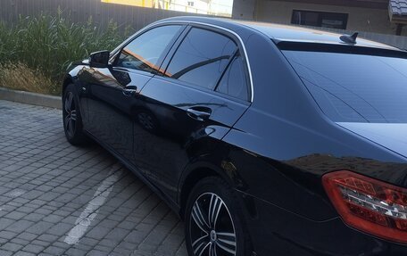 Mercedes-Benz E-Класс, 2010 год, 1 350 000 рублей, 4 фотография