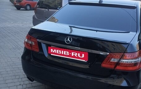 Mercedes-Benz E-Класс, 2010 год, 1 350 000 рублей, 7 фотография