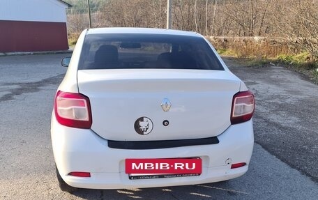 Renault Logan II, 2017 год, 320 000 рублей, 3 фотография