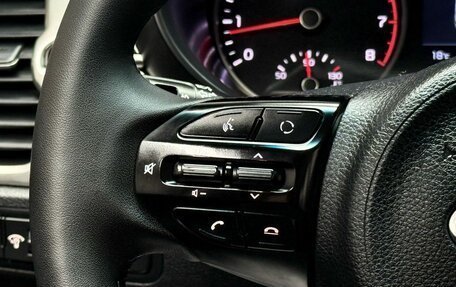 KIA Rio IV, 2018 год, 1 399 000 рублей, 19 фотография