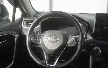 Toyota RAV4, 2021 год, 2 580 000 рублей, 16 фотография
