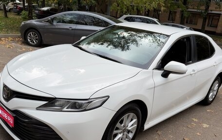 Toyota Camry, 2020 год, 2 000 000 рублей, 1 фотография