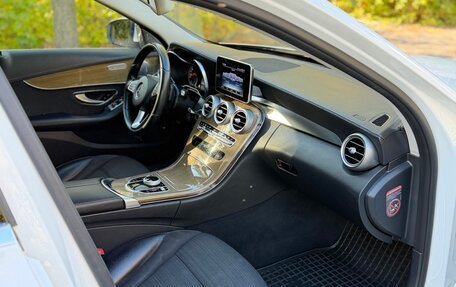 Mercedes-Benz C-Класс, 2016 год, 2 000 000 рублей, 9 фотография