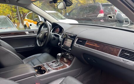 Volkswagen Touareg III, 2012 год, 2 600 000 рублей, 6 фотография