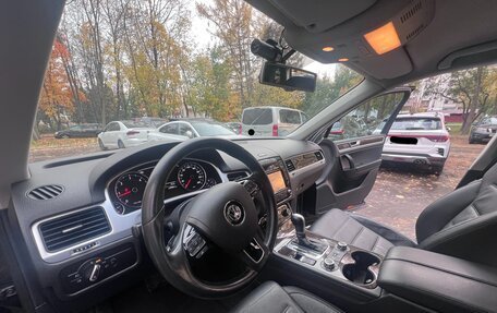 Volkswagen Touareg III, 2012 год, 2 600 000 рублей, 8 фотография