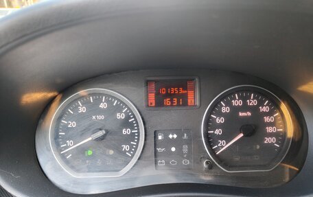 Renault Logan I, 2013 год, 450 000 рублей, 10 фотография